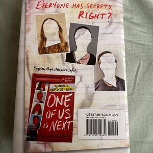 One of Us is Lying by Karen M.MacDonalds ( Hardcover, Fiction )
